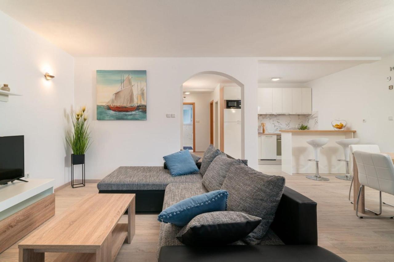 Villa A Marina Luaran gambar