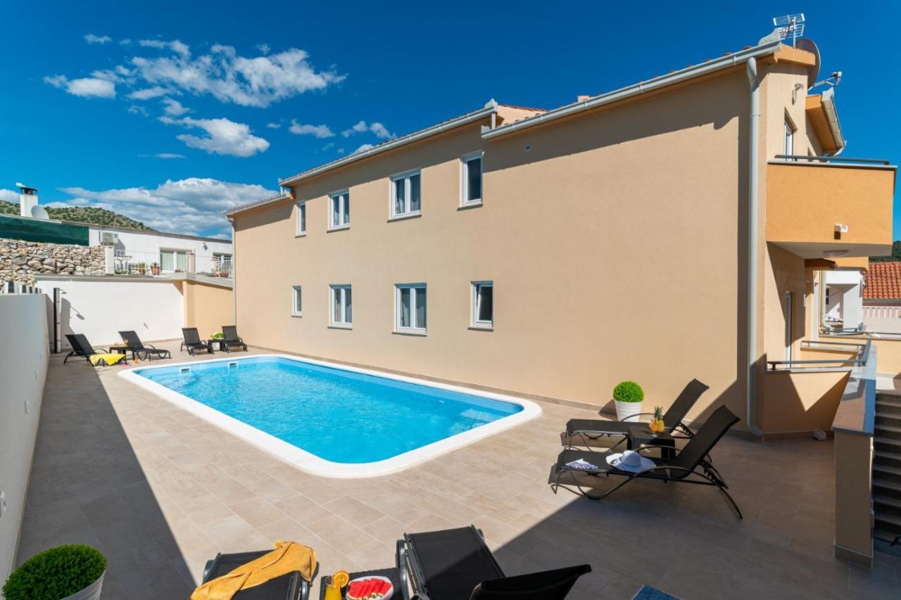 Villa A Marina Luaran gambar